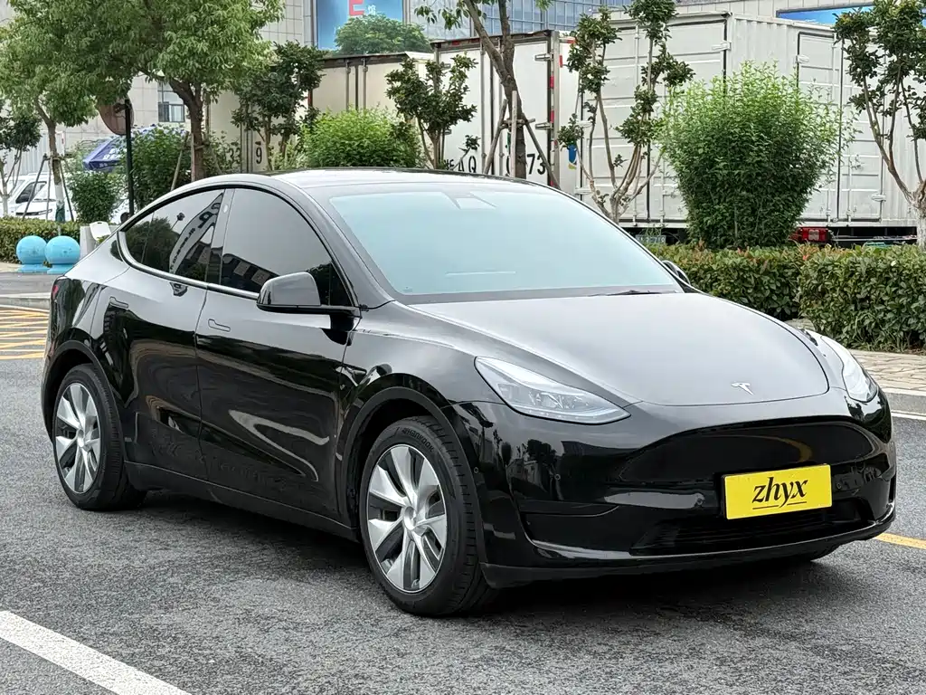 Tesla Model Y 2022 — фото 3