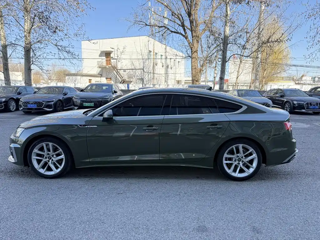 Audi A5 2023 — фото 16