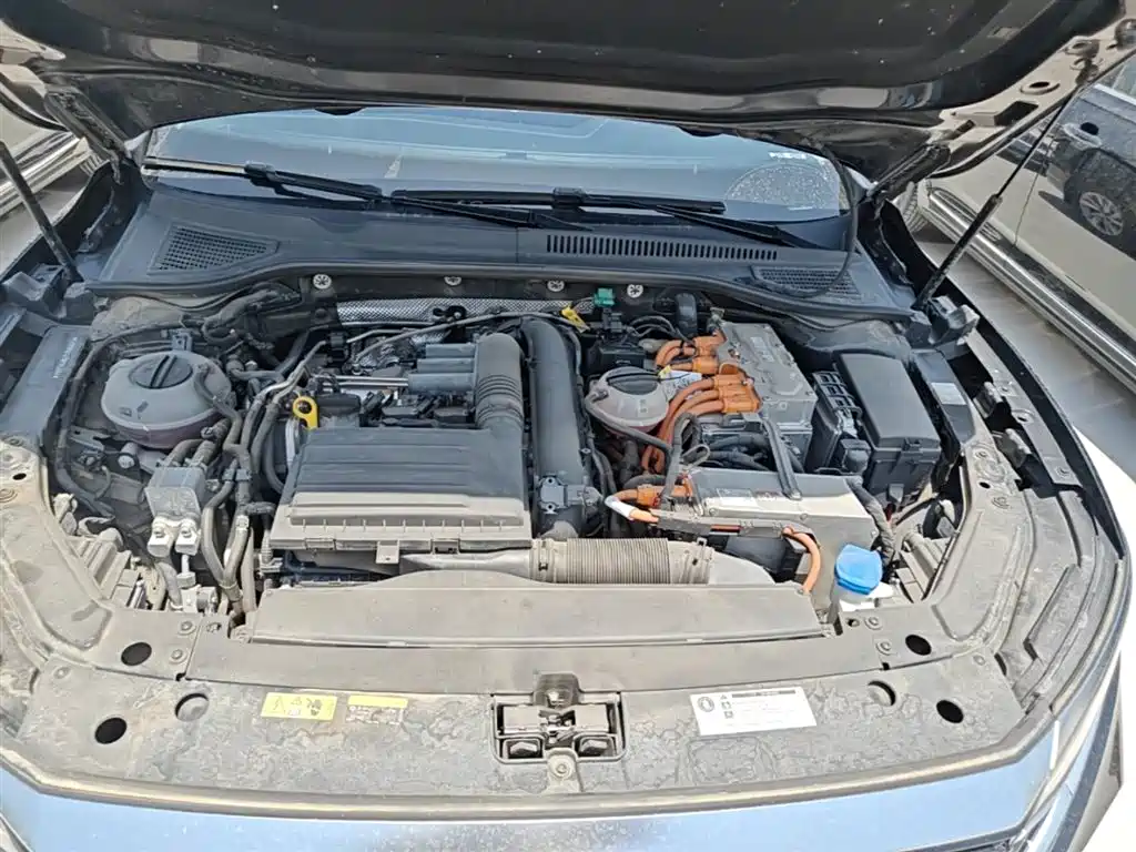 Volkswagen Passat PHEV 2022 — фото 20