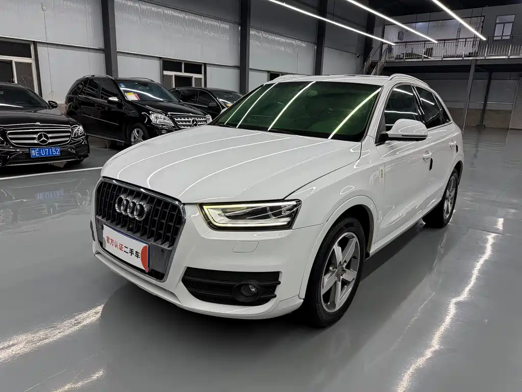 Audi Q3 2016 — фото 1