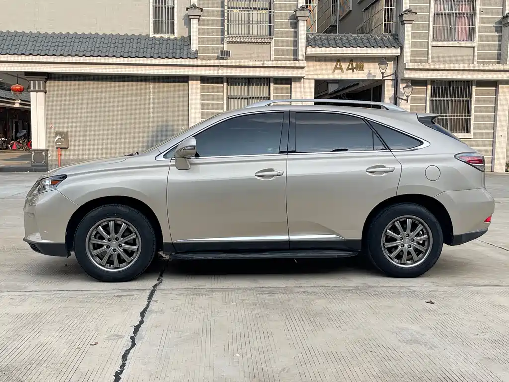 Lexus RX Classic 2012 — фото 4