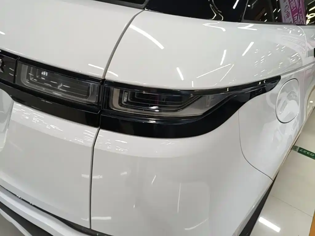 Land Rover Range Rover Evoque New Energy 2023 — фото 8