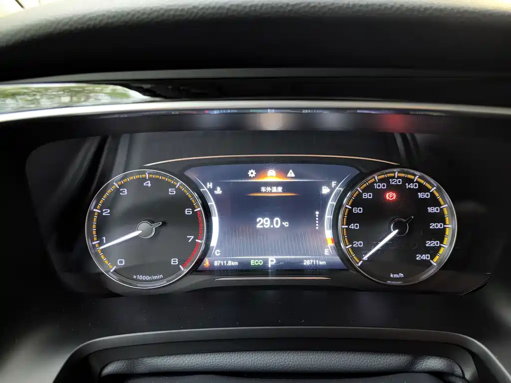 GAC Trumpchi M8 2021 — фото 17