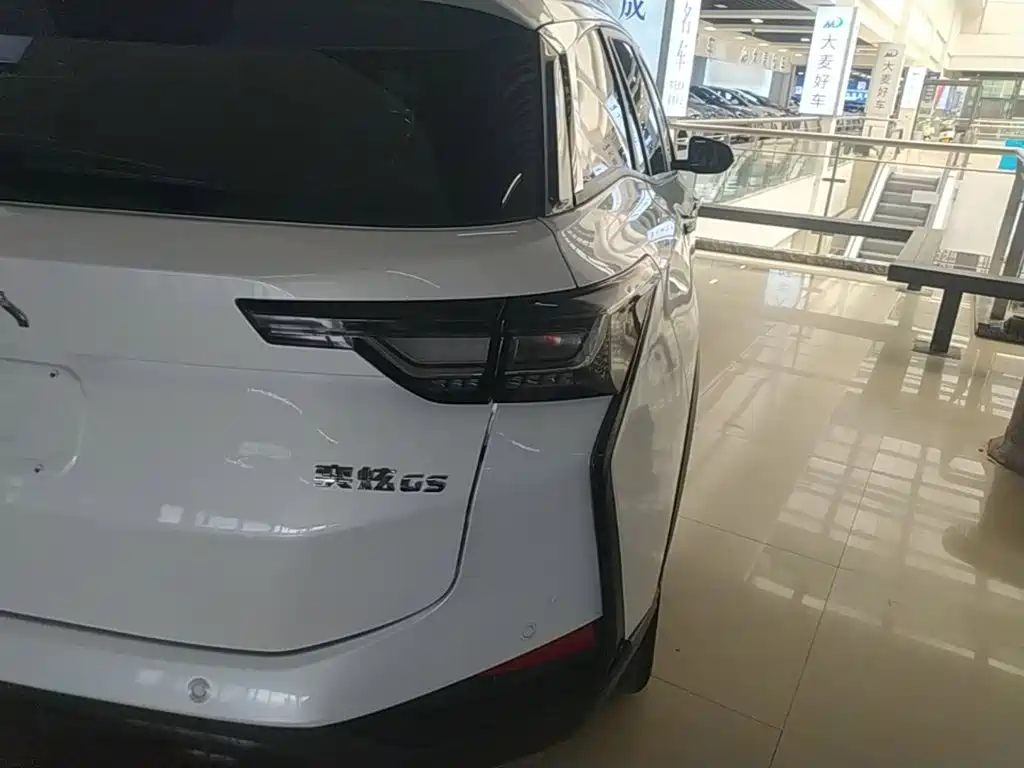 Dongfeng Yixuan GS 2023 — фото 8