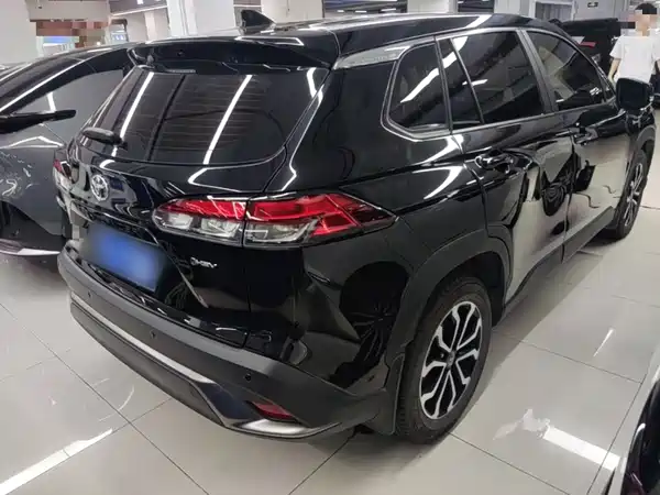 Toyota Frontlander 2024