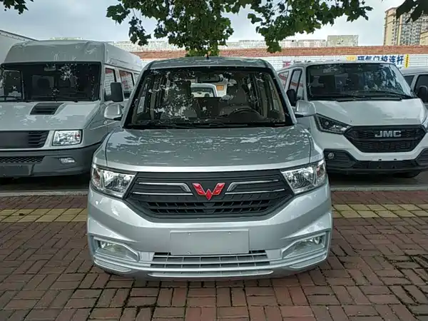 Wuling Hongguang V 2022