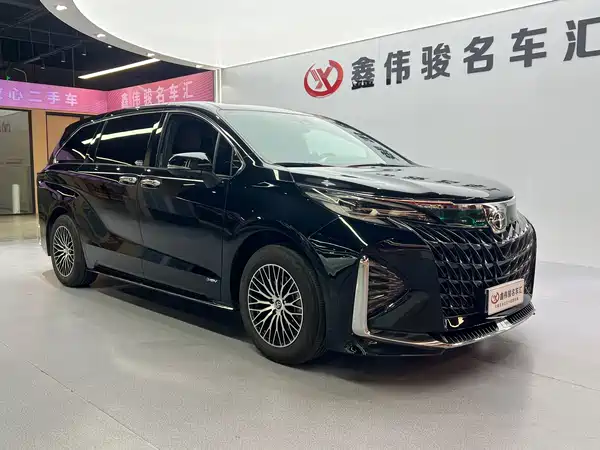 Toyota Sienna 2024
