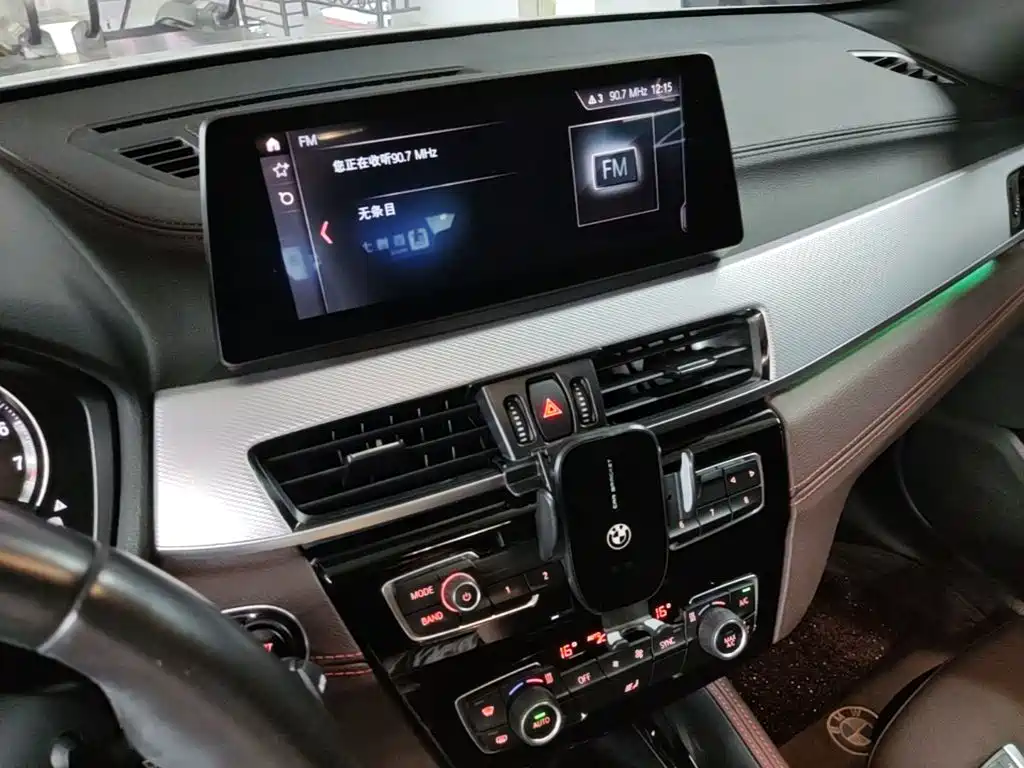 BMW X2 2021 — фото 13