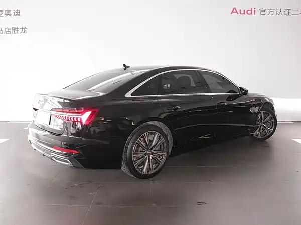 Audi A6L 2021