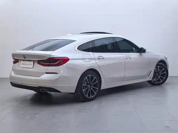 BMW 6 Series GT 2024