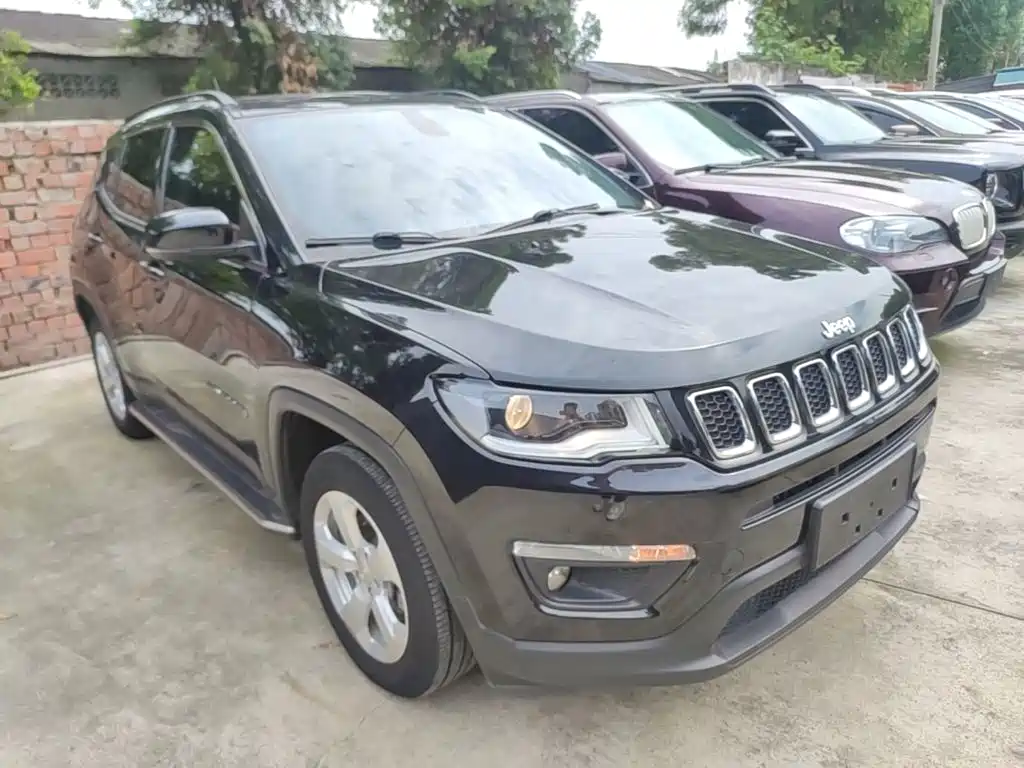 Jeep Compass 2018 — фото 4