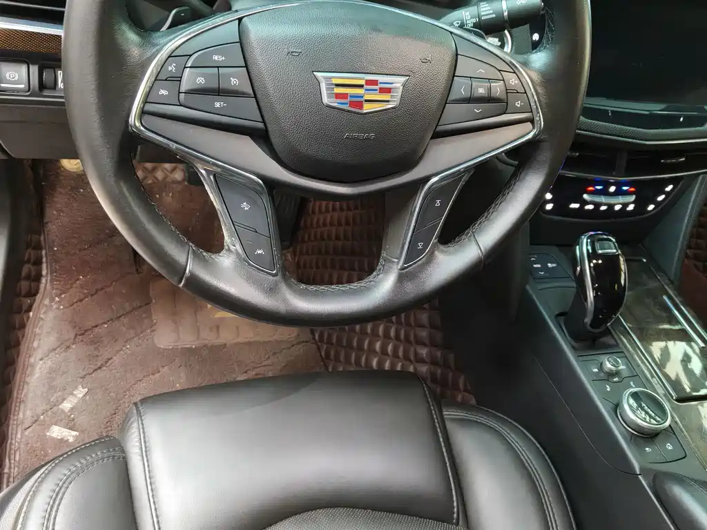 Cadillac CT6 2021 — фото 5