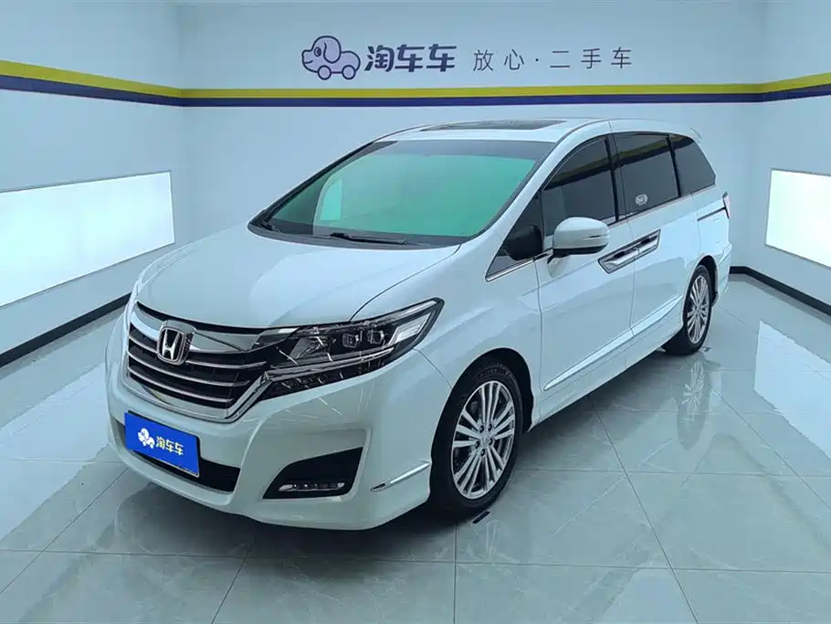 Honda Elysion 2019 — фото 1