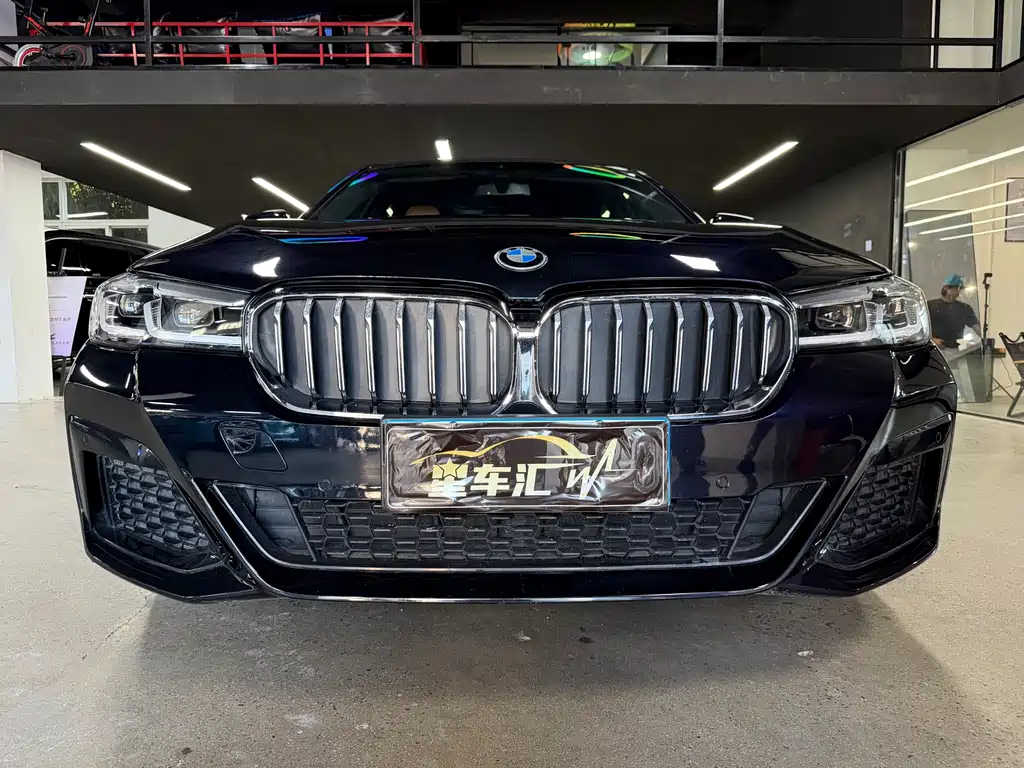 BMW 5 Series 2023