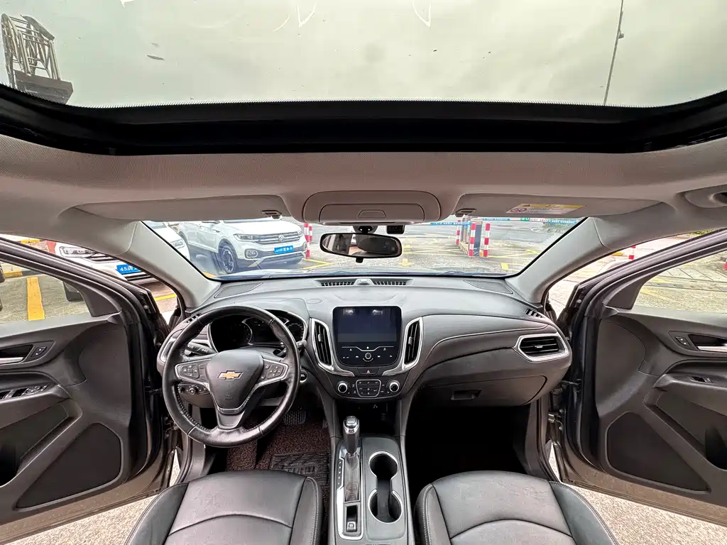 Chevrolet Equinox 2018 — фото 13