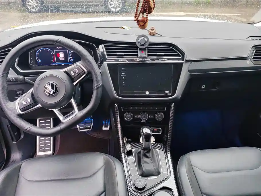Volkswagen Tiguan L 2021 — фото 12