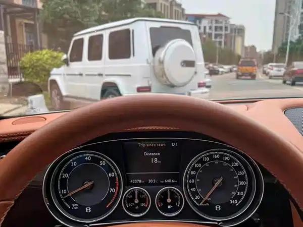 Bentley Continental 2015