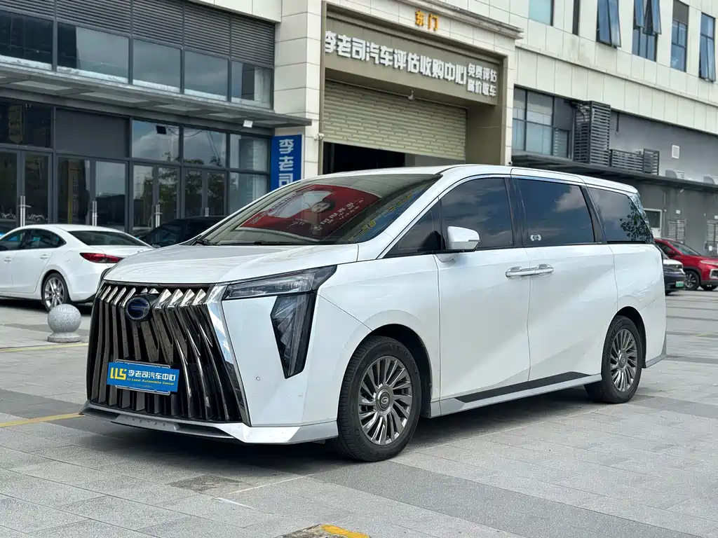 GAC Trumpchi M8 2022