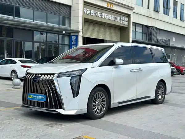 GAC Trumpchi M8 2022