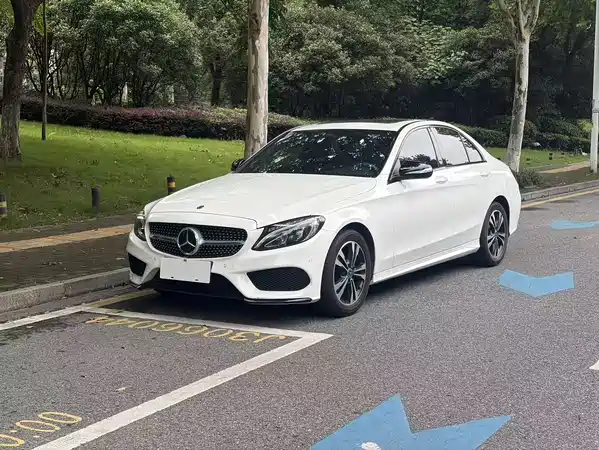 Mercedes-Benz C-Class 2018