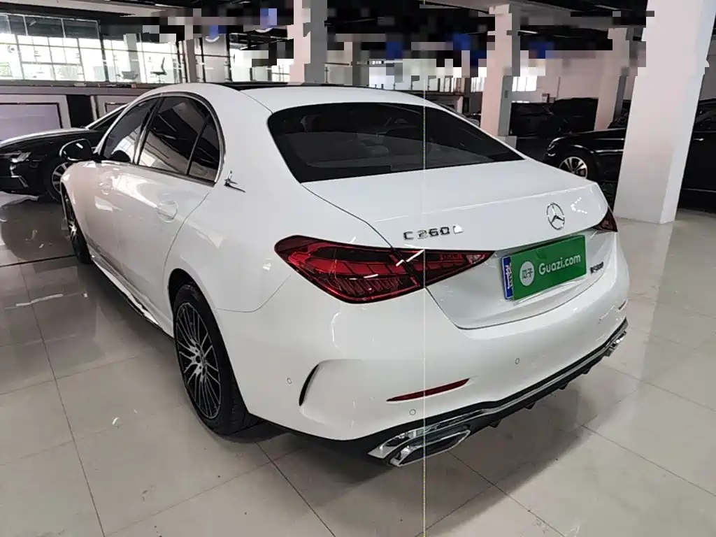 Mercedes-Benz C-Class 2024