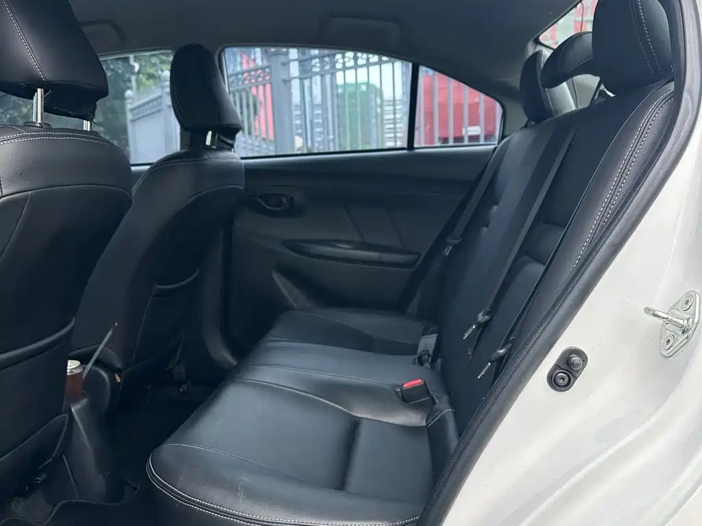 Toyota Vios 2022 — фото 10