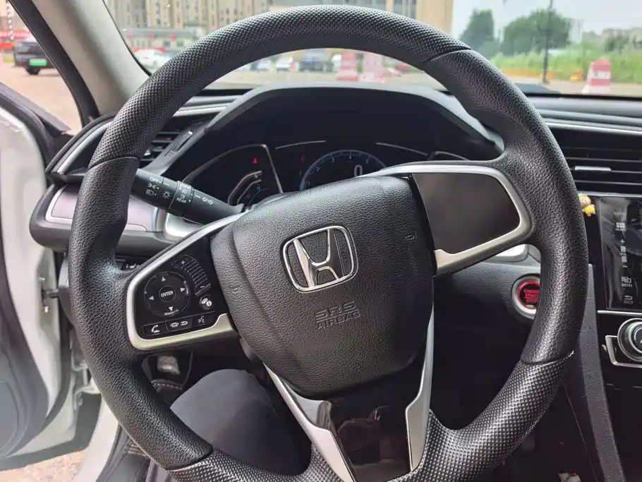 Honda Civic 2019 — фото 15