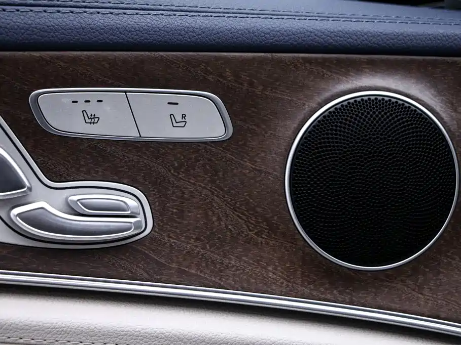Mercedes-Benz E-Class 2021 — фото 14