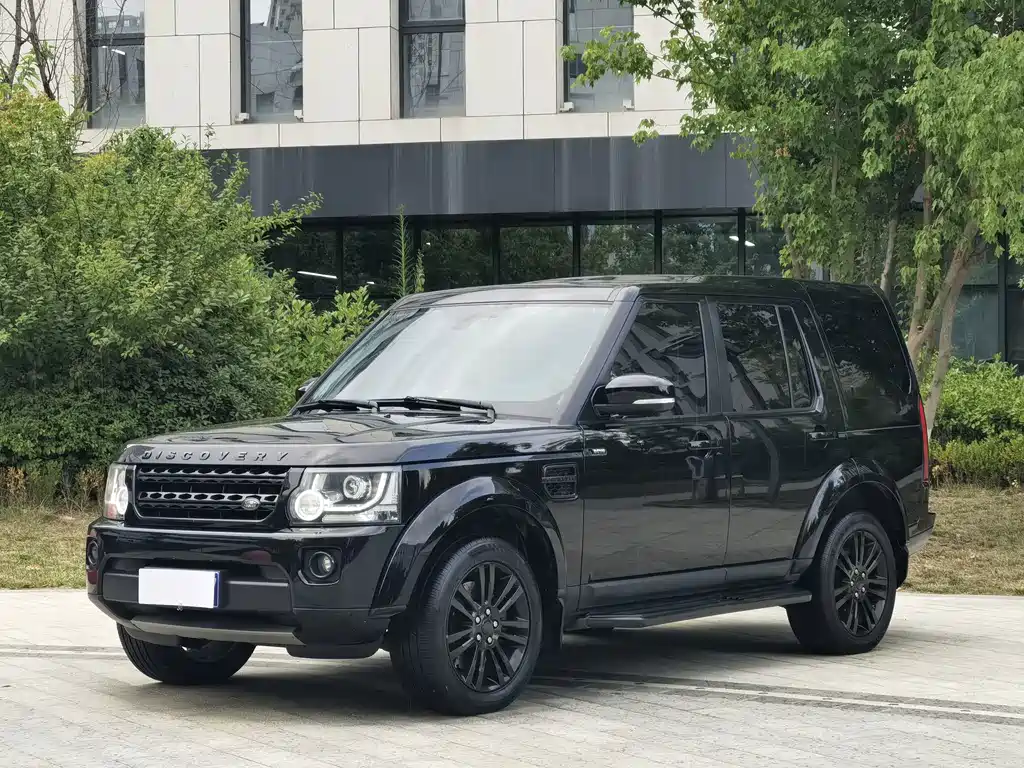Land Rover Discovery 2015 — фото 1