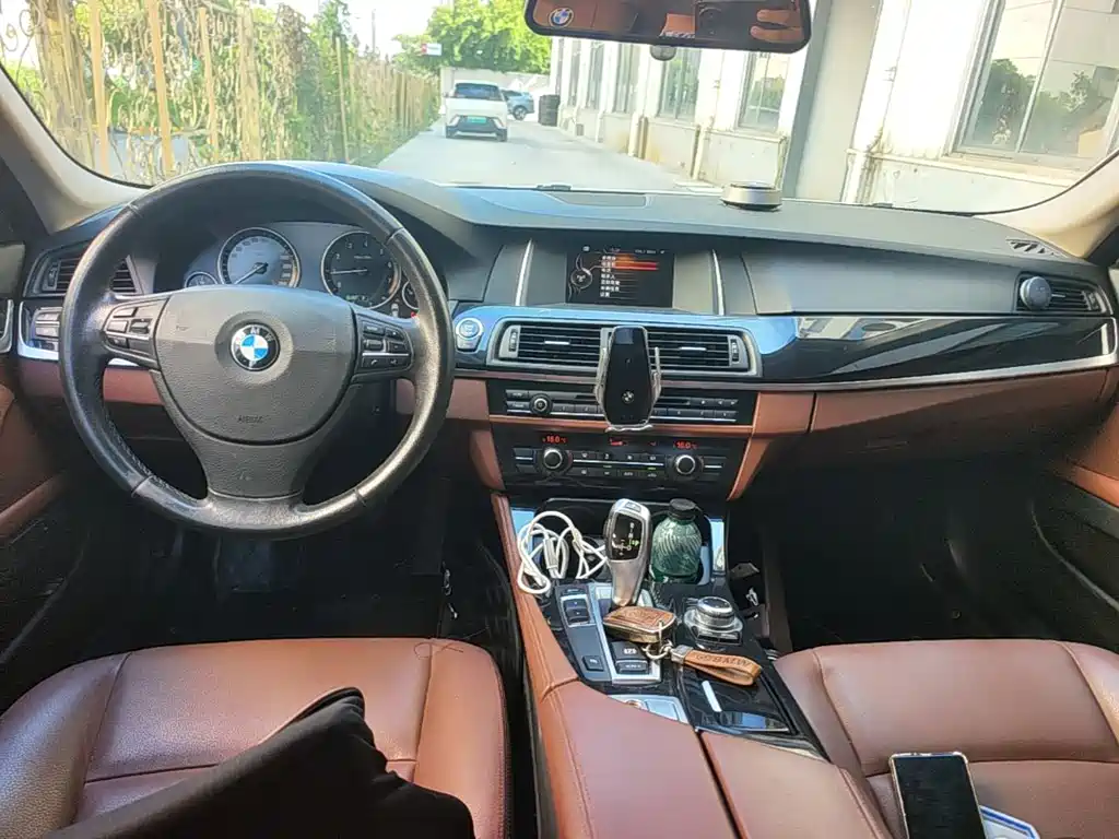 BMW 5 Series 2016