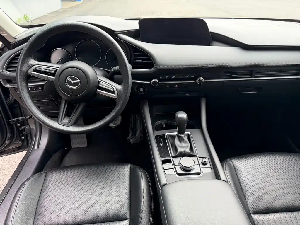Mazda 3 Axela 2021