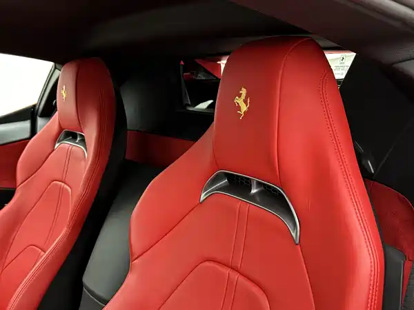 Ferrari SF90 2022