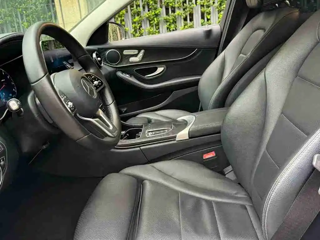Mercedes-Benz C-Class 2019 — фото 9