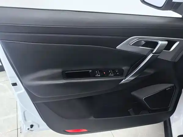 Geely Boyue 2016