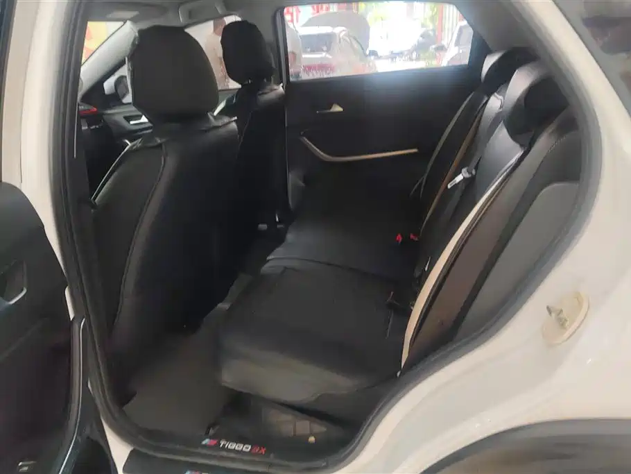 Chery Tiggo 3x 2025 — фото 11