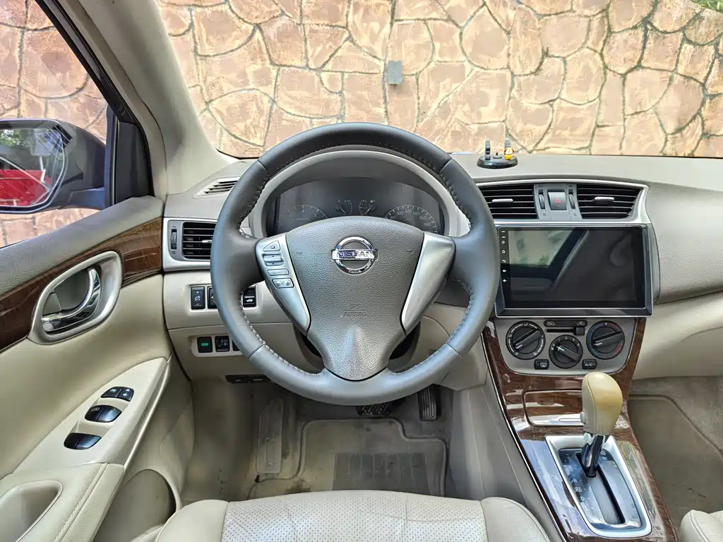 Nissan Sylphy 2013 — фото 12