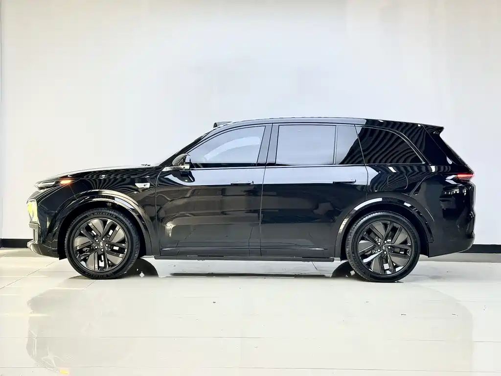 Li Auto Li L8 2024