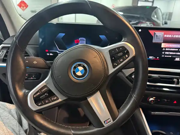 BMW i3 2022