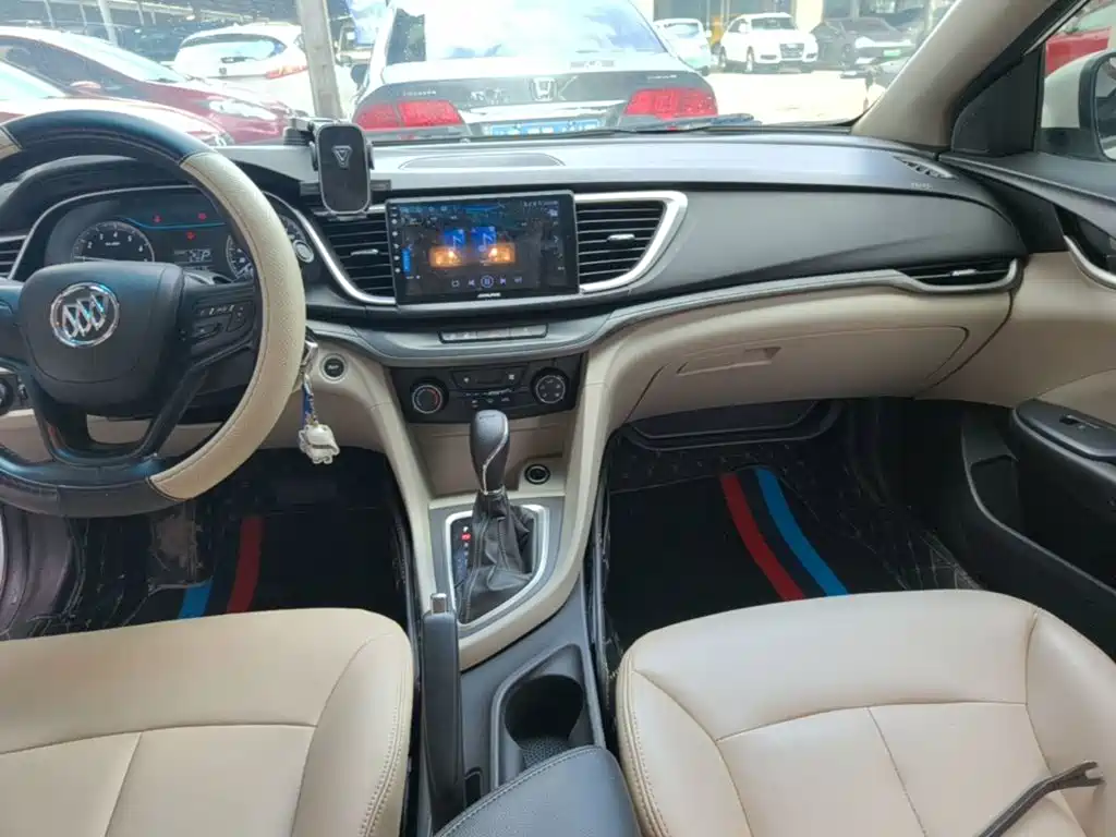 Buick Excelle GT 2018 — фото 13