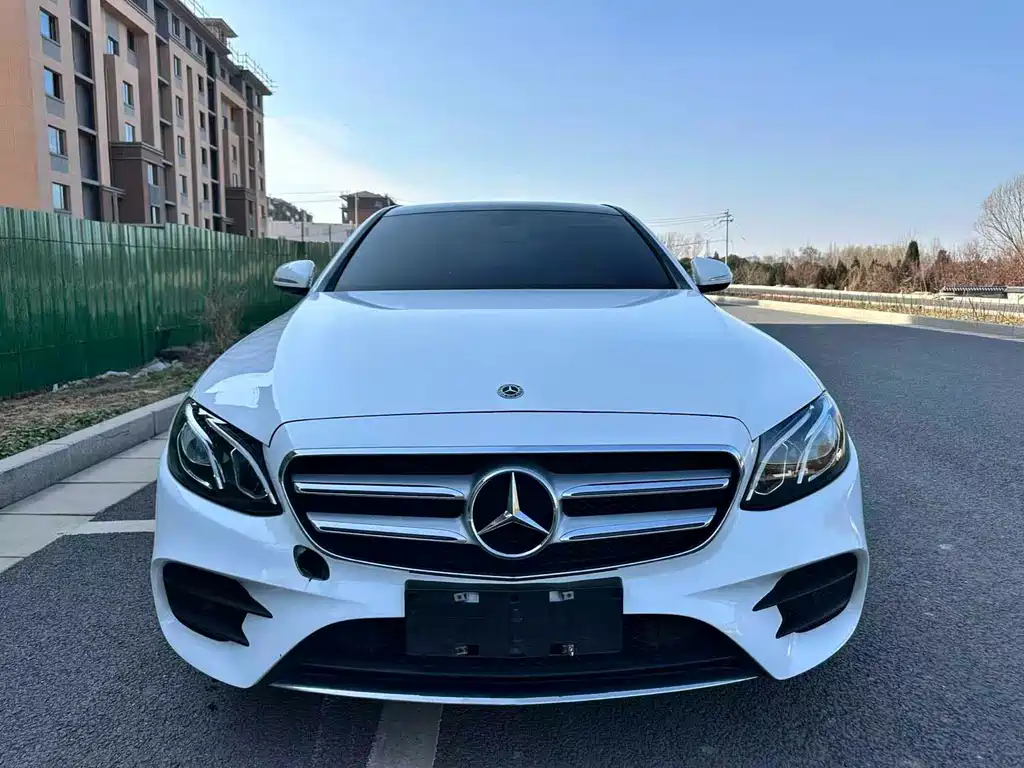 Mercedes-Benz E-Class 2018 — фото 3