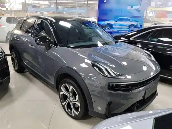 Lynk & Co 06 2023