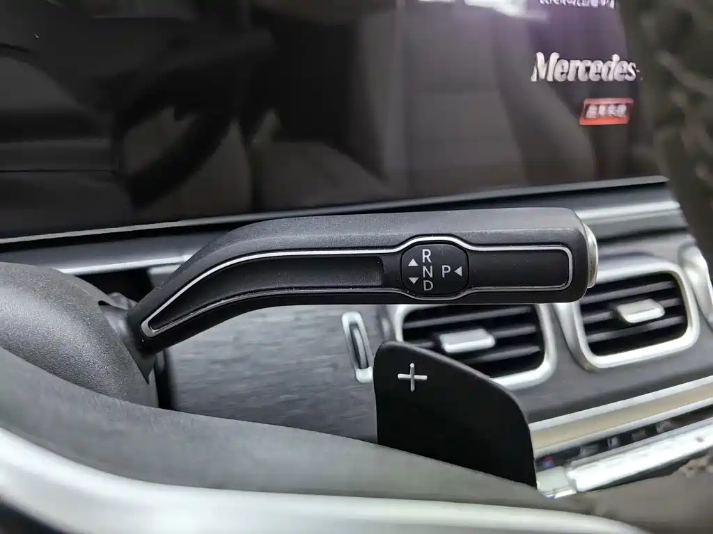 Mercedes-Benz GLE 2019 — фото 13