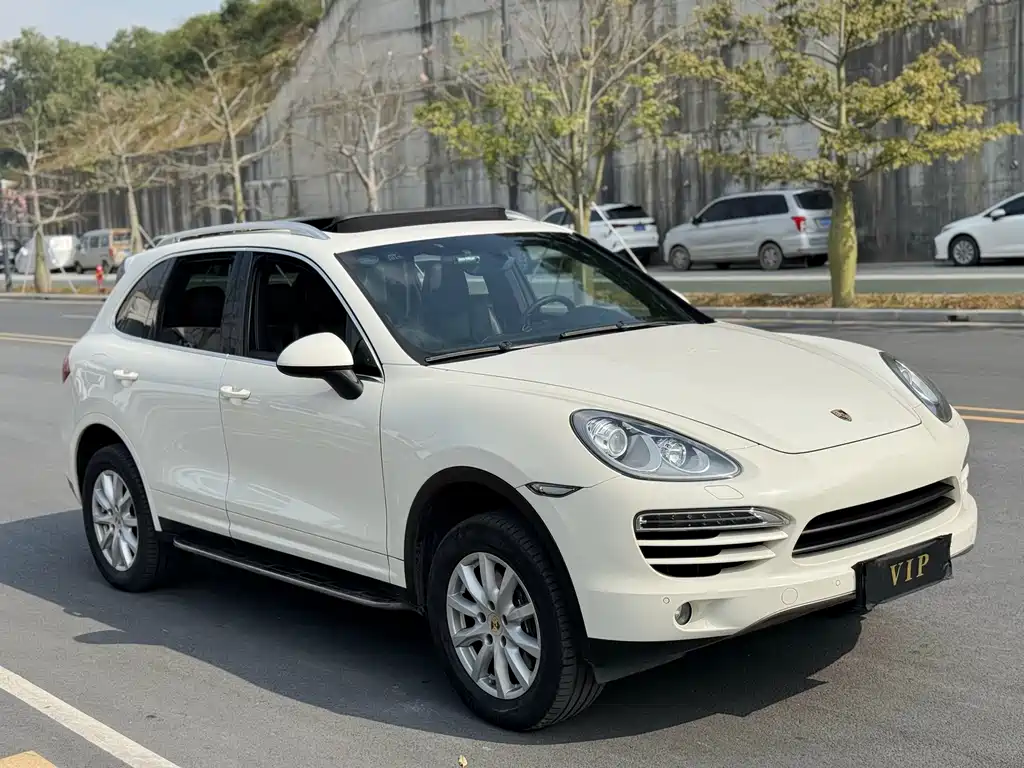 Porsche Cayenne 2012 — фото 16