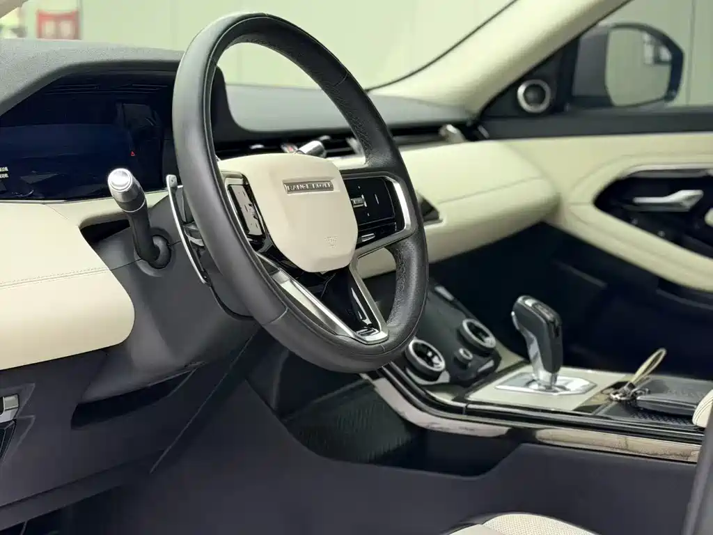 Land Rover Evoque 2022 — фото 7