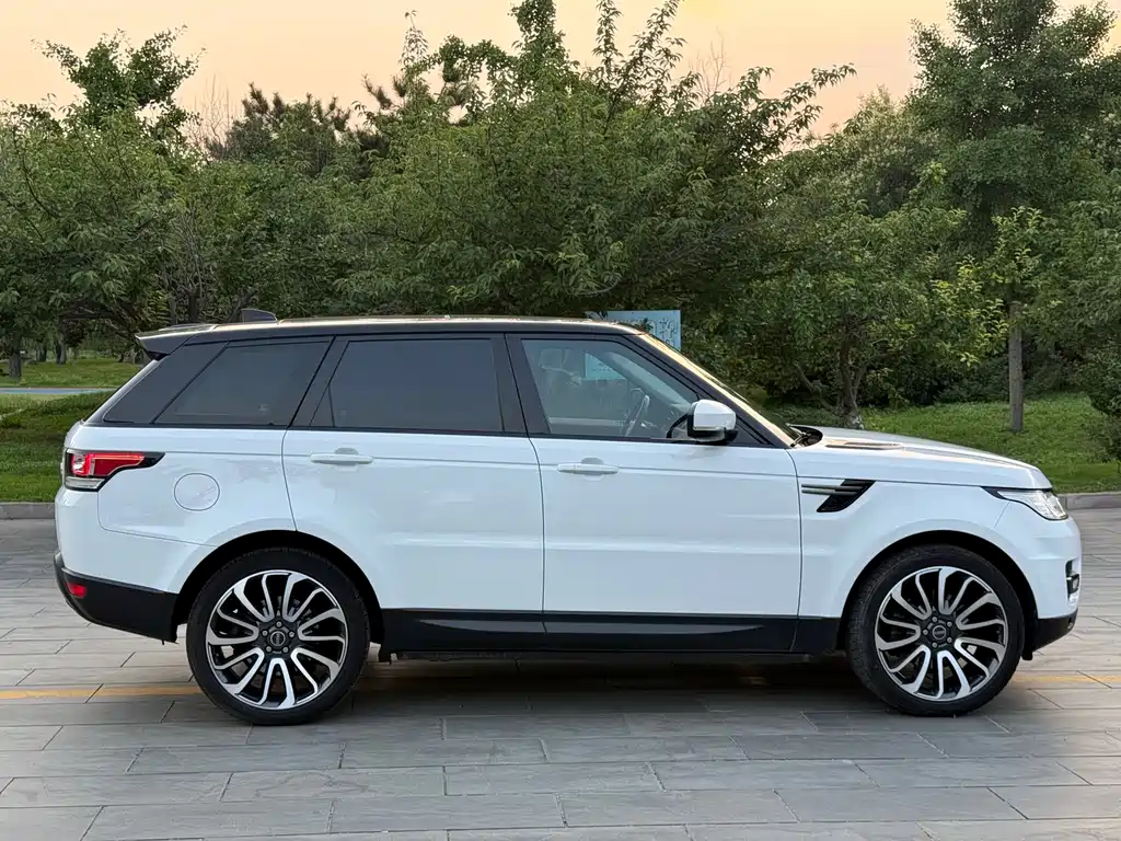 Land Rover Sport 2018 — фото 20