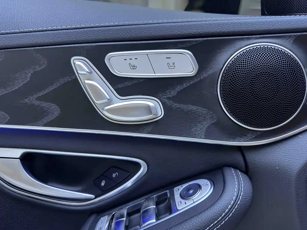 Mercedes-Benz C-Class 2020 — фото 15