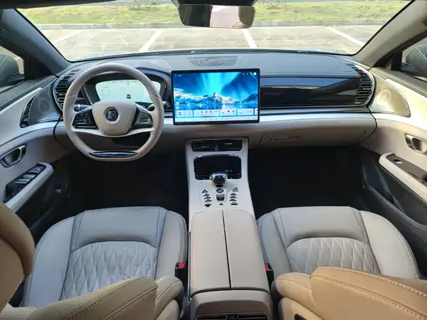 BYD Han 2025