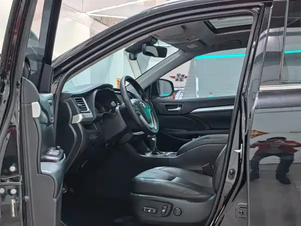 Toyota Highlander 2018