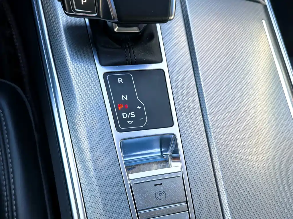 Audi A6L 2024 — фото 12