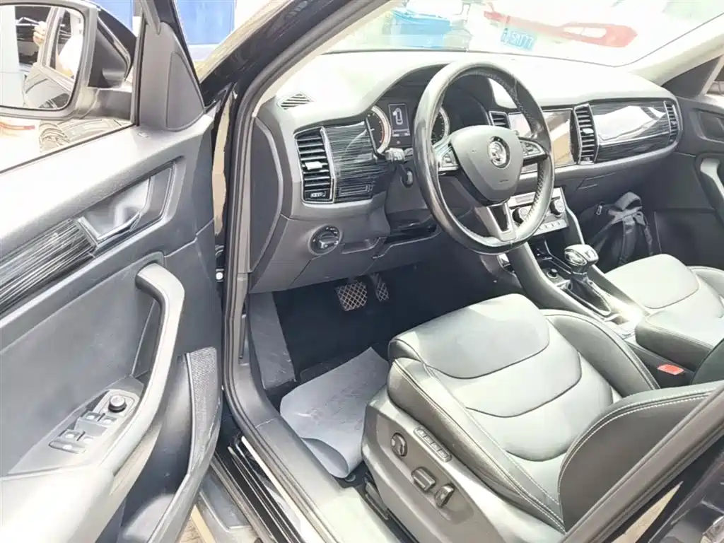 Skoda Kodiaq 2017 — фото 16